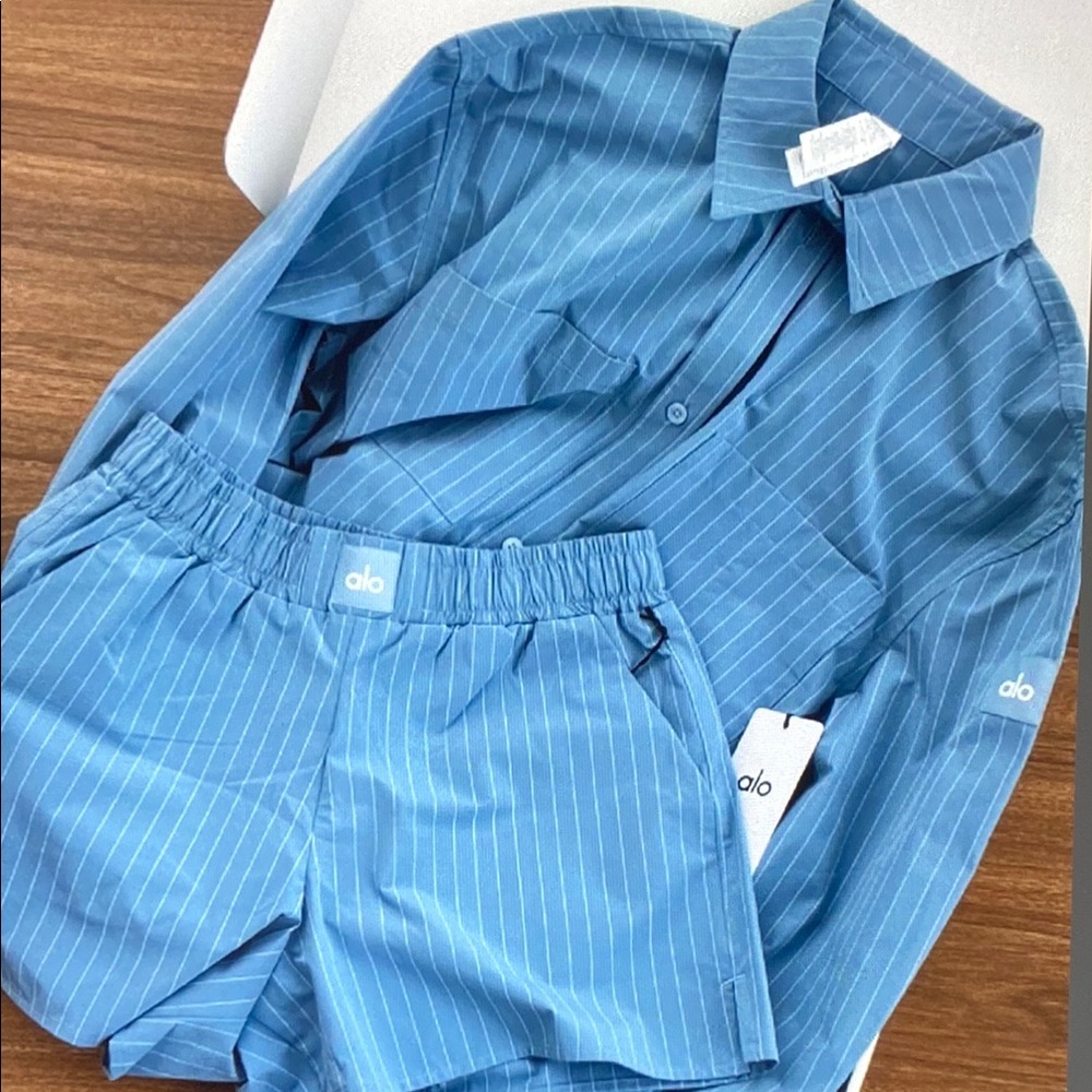 ALO Yoga Blue Pinstripe Button-Up with White Ribbed Tank - Picture 2 of 7